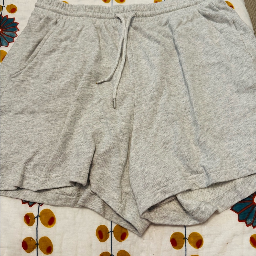 Old Navy Light Gray Athletic Shorts